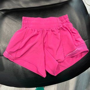 Hotty Hot Low-Rise Lined Short 2.5", Size 0- Sonic Pink